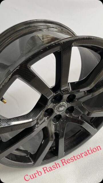 Bringing carbon back to life 🔥
This Range Rover Sport SV carbon fibre wheel took a hit—but nothing we can’t handle. Precision curb rash repair, flawless finish, and back to factory-level beauty. This is what restoration done right looks like. Beat the spring rush and DM for a quick quote today! 🌱

#CrackedCarbonCanada #CarbonFibre #WheelRepair #CompositeRepair #RangeRover