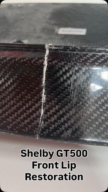 Shelby GT500 front lip restoration 🔥
Back to looking the way it should. Damaged carbon brought back to life with a full restoration focused on preserving the original piece and getting that finish back to its best. 🏁
#ShelbyGT500 #MustangGT500 #CarbonFiber #CarbonRepair #CrackedCarbonCanada